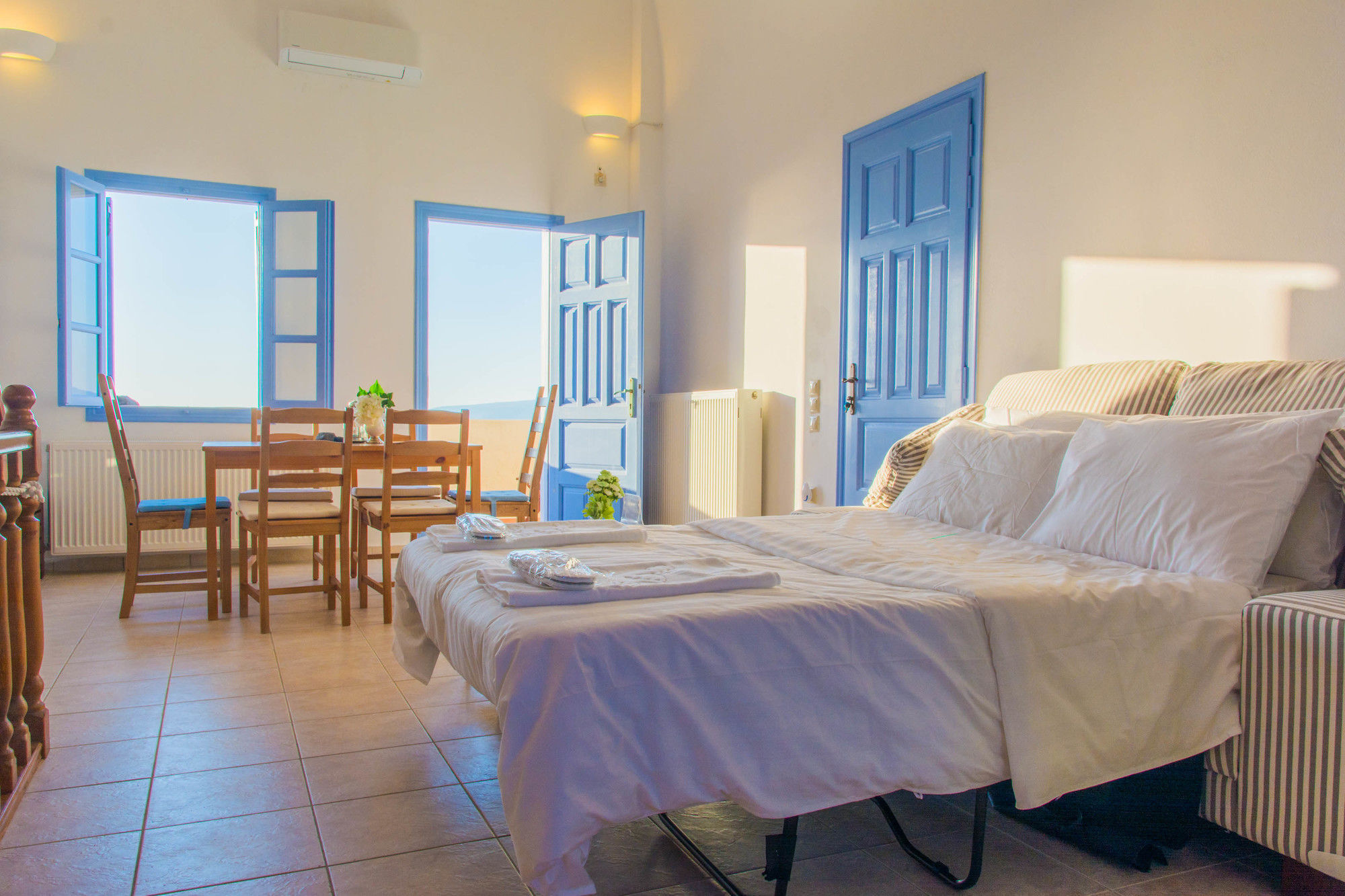 Red Rock Villas Akrotírion Eksteriør billede